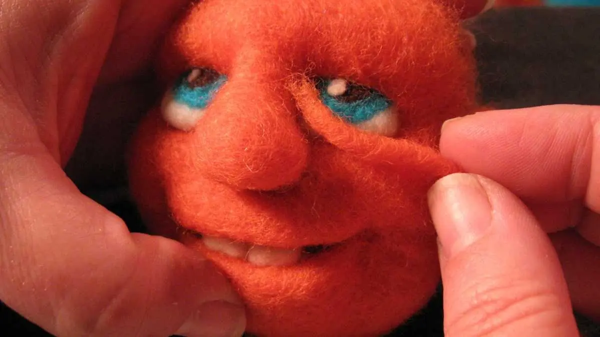 Needle-felted funny faces workshop dolls by Felt Alive